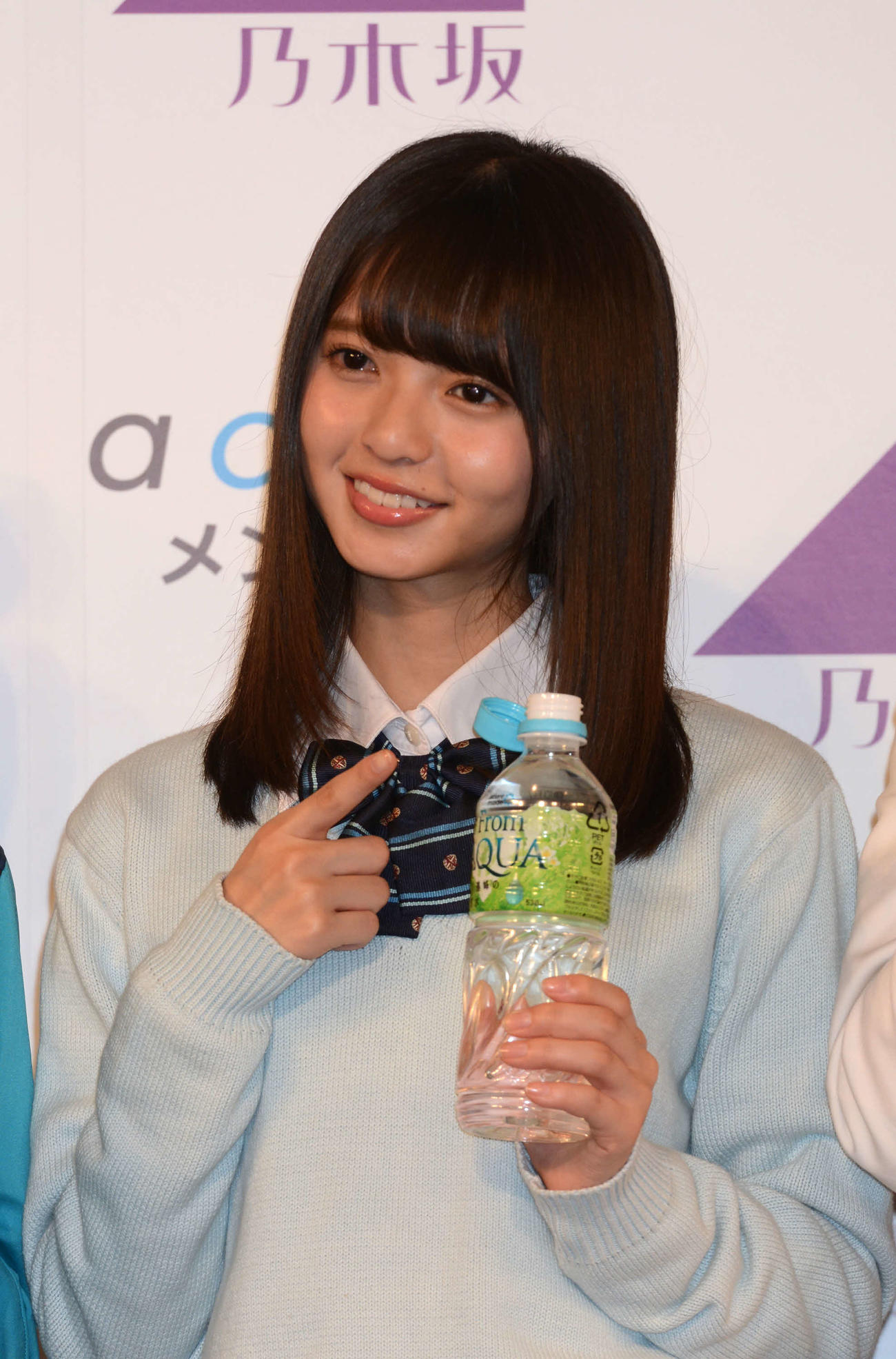 制服姿の乃木坂46齋藤飛鳥（2016年6月撮影）