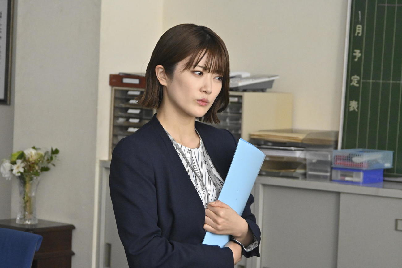 ドラマ「かりあげクン」でヒロインの清水彩花を演じる樋口日奈