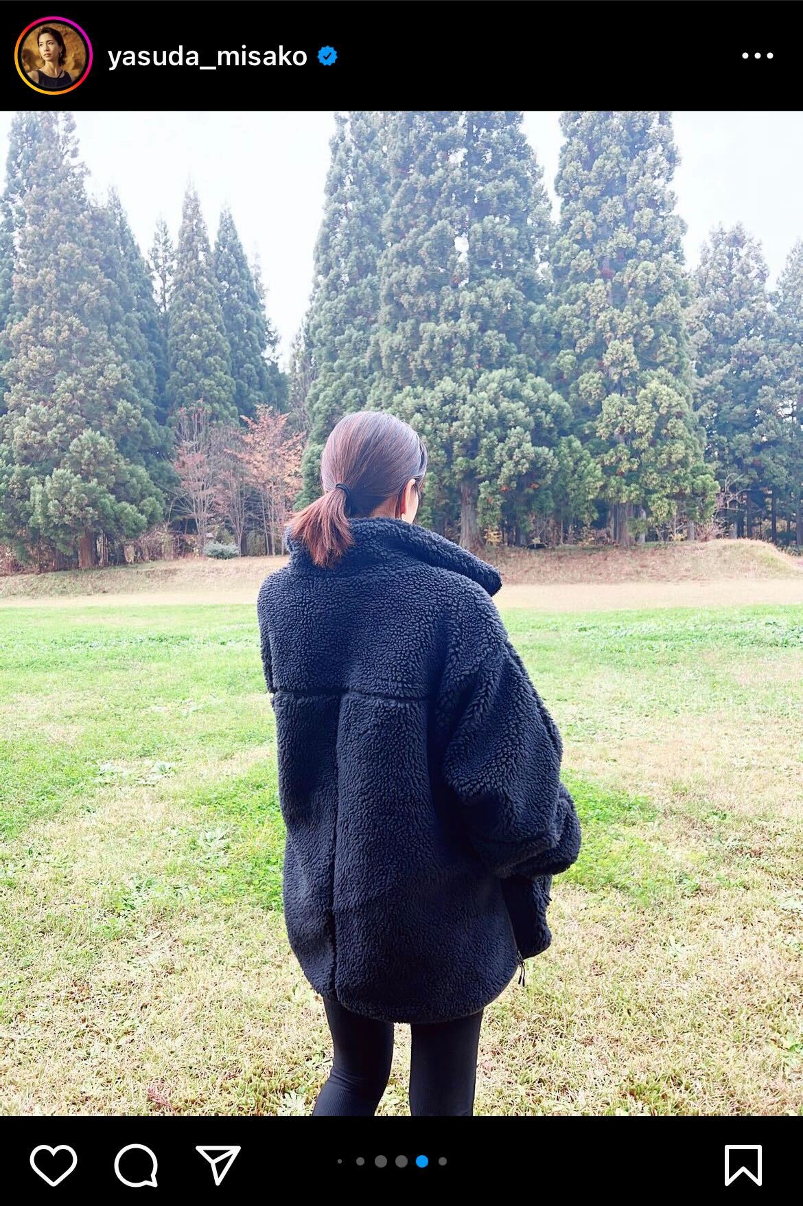 ラン用のウエアを着たショットを公開した安田美沙子（インスタグラムより）