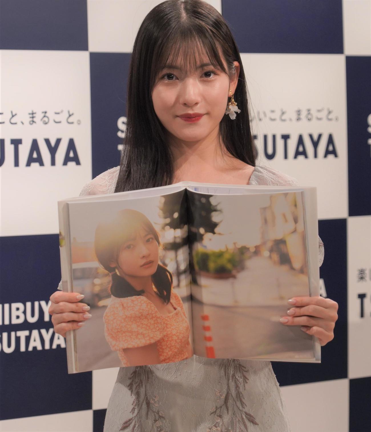 3冊目写真集「18’s Vacation」の発売記念イベントを行ったモーニング娘。’22北川莉央（撮影・佐藤成）