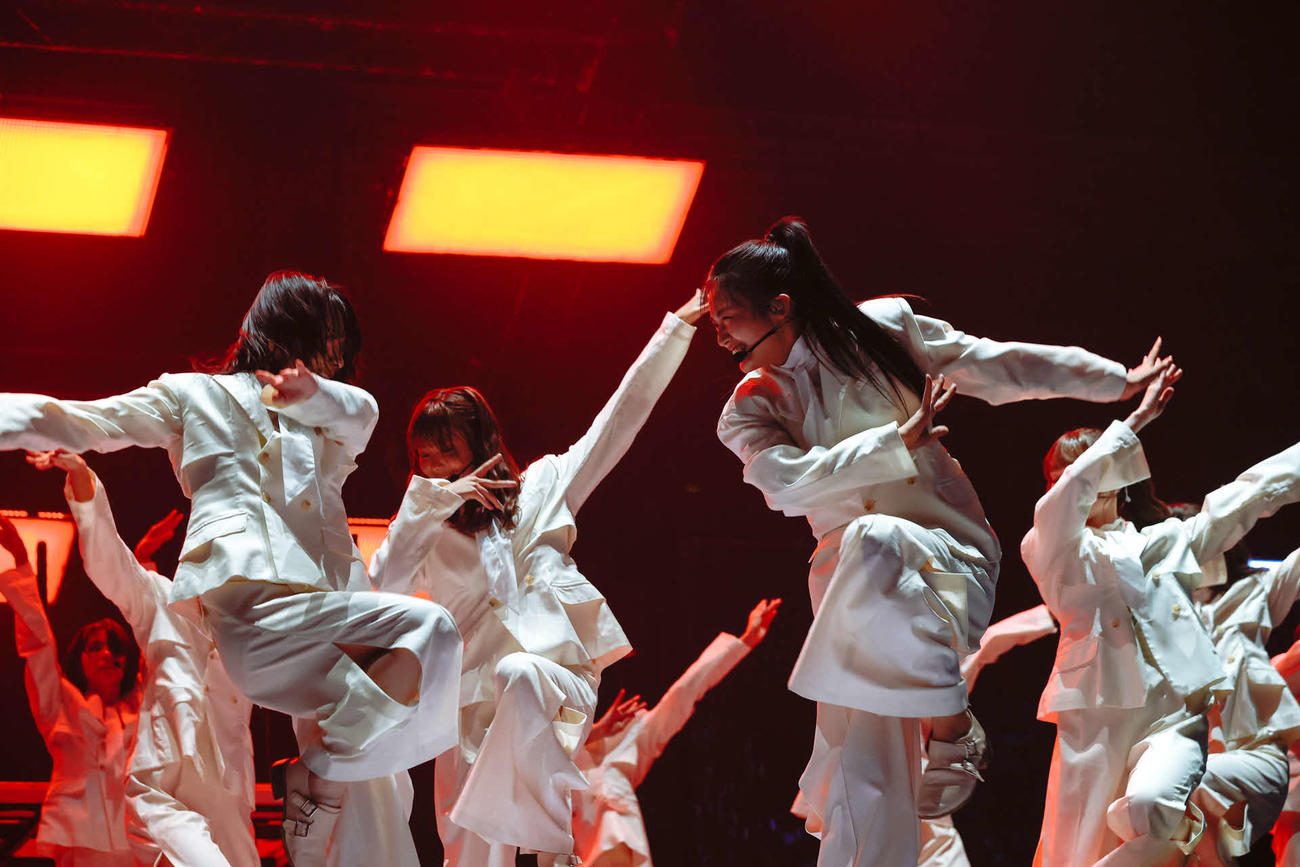 全国ツアー千秋楽公演を行った櫻坂46