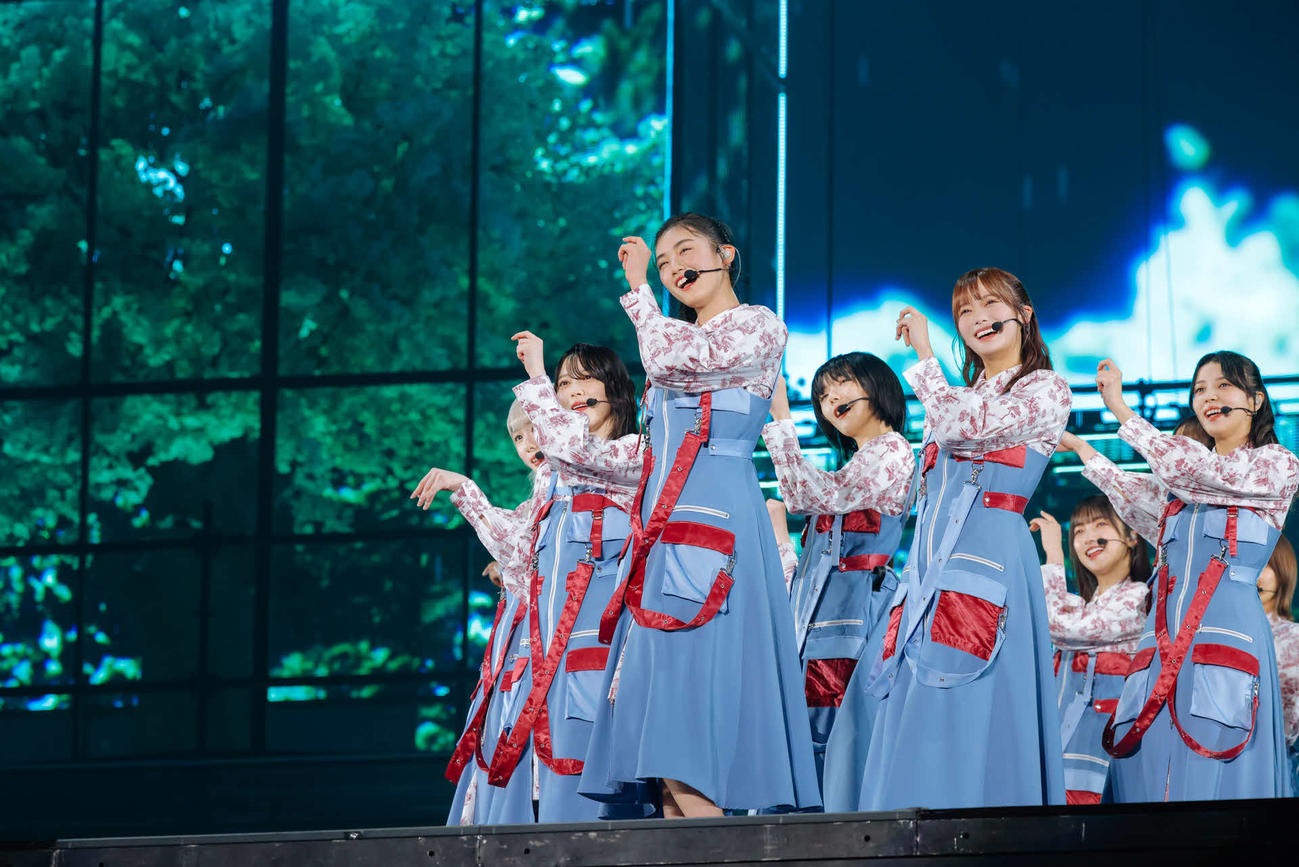 全国ツアー千秋楽公演を行った櫻坂46