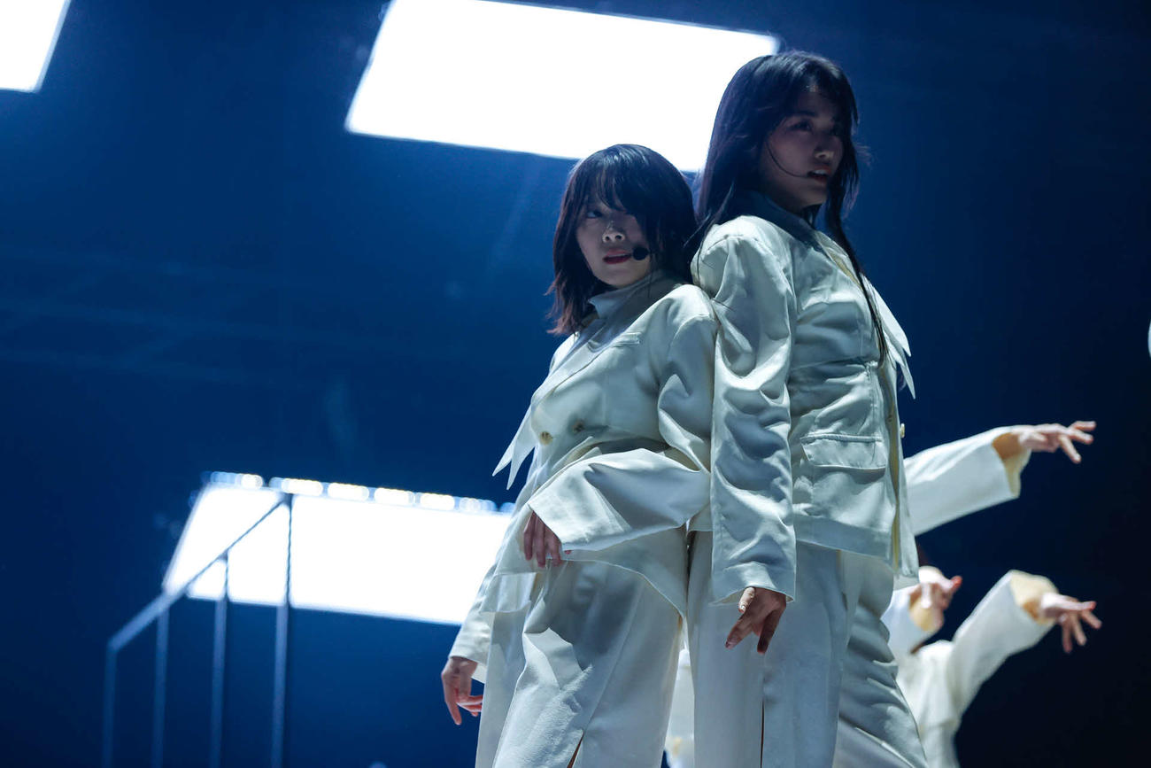 全国ツアー千秋楽公演を行った櫻坂46