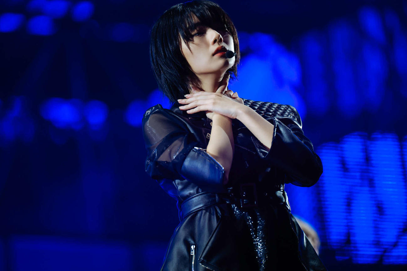 全国ツアー千秋楽公演でパフォーマンスする櫻坂46の藤吉夏鈴