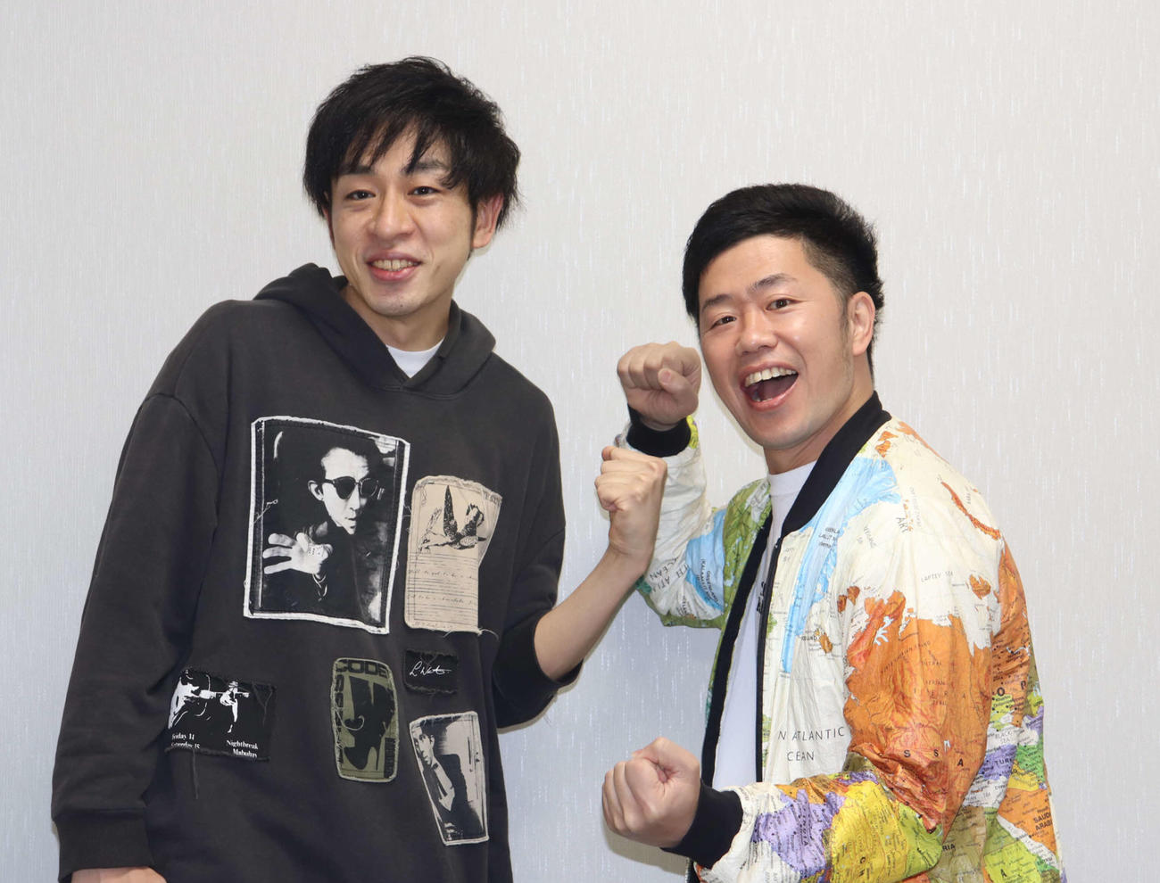 「関西演劇祭2022」に向けた取材に応じた、吉田裕（右）とシゲカズです