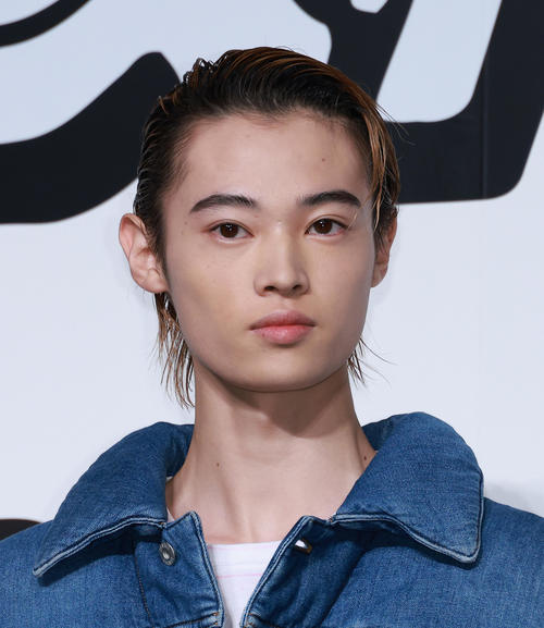 第39回ベストジーニスト2022次世代部門の窪塚愛流(撮影・中島郁夫)