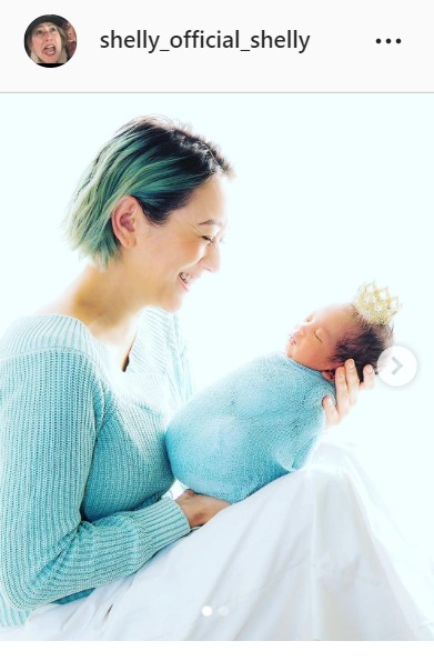 SHELLYのインスタグラムより