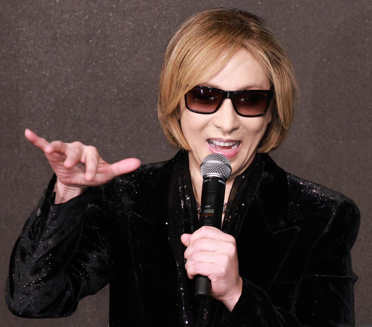 「THE LAST ROCKSTARS」の発表会見を行ったYOSHIKI（撮影・中島郁夫）