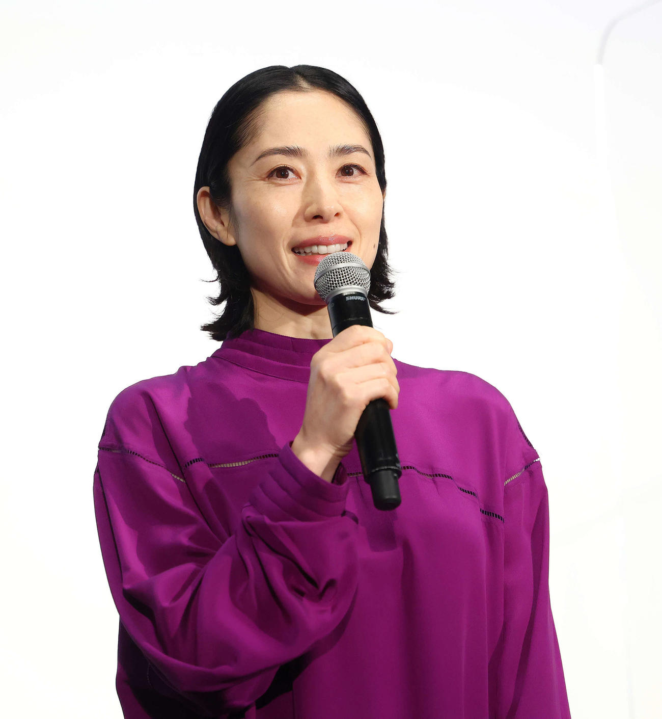 映画「すずめの戸締まり」公開初日舞台あいさつに臨む深津絵里（撮影・河田真司）