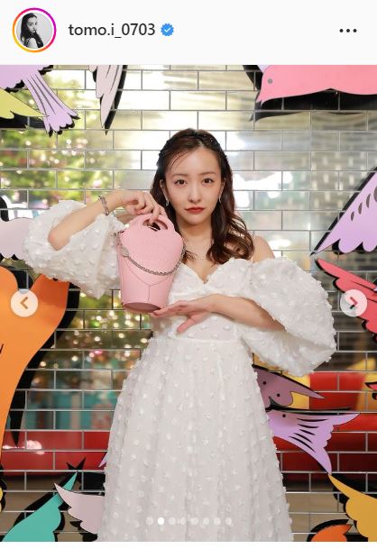 板野友美のインスタグラムより
