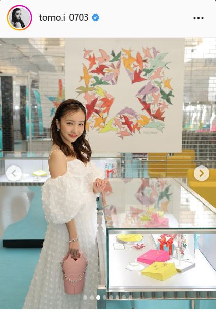 板野友美のインスタグラムより