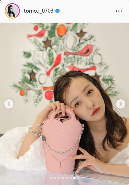 板野友美のインスタグラムより