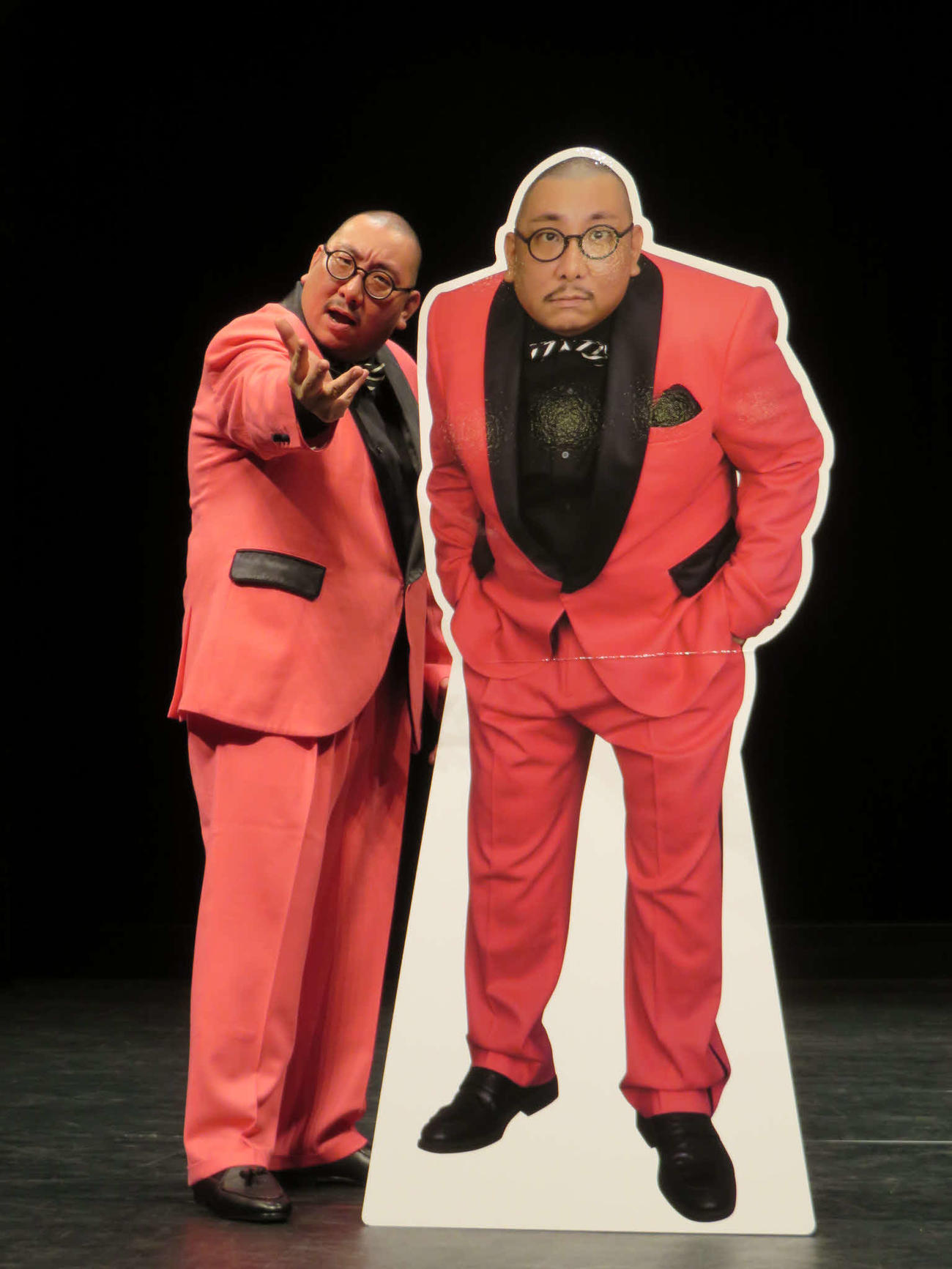 漫談独演会を開催した街裏ぴんく