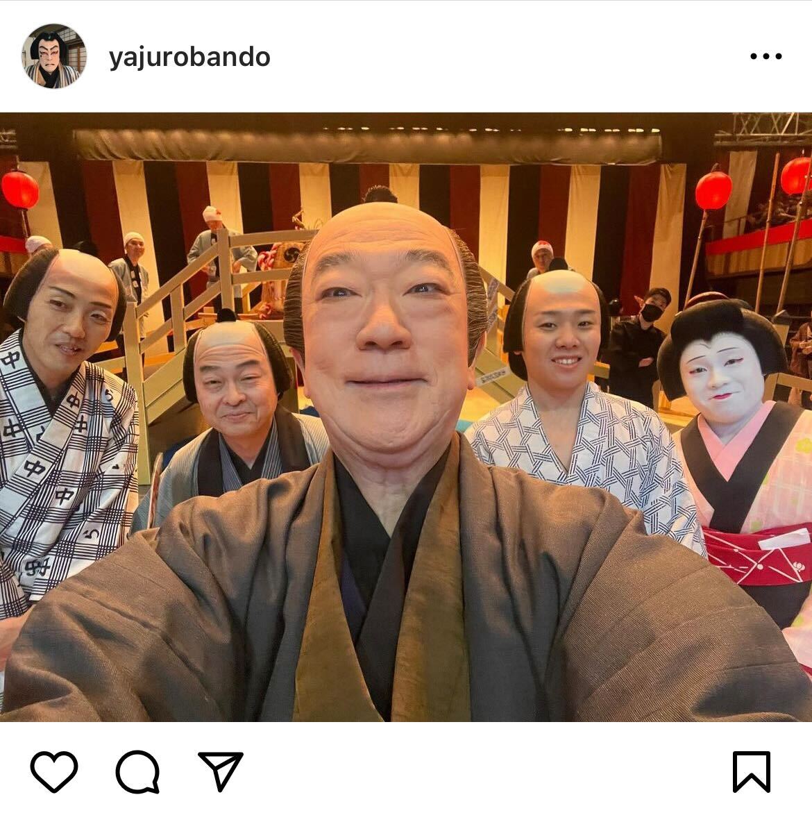 一門の写真をアップした坂東彌十郎（インスタグラムより）