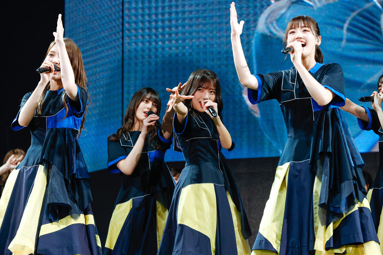 全国ツアーの千秋楽を迎えた日向坂46（撮影・上山陽介）