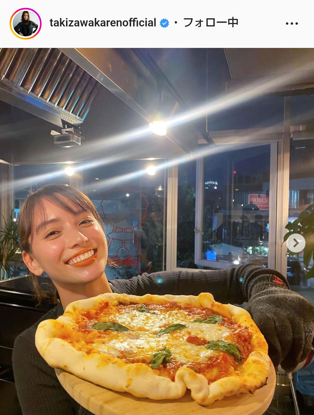 滝沢カレンのインスタグラムより