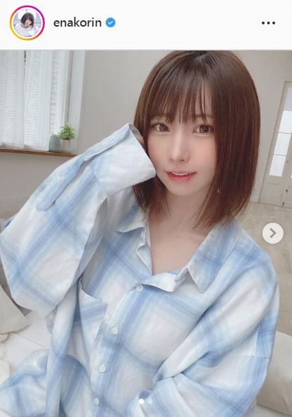 えなこのインスタグラムより