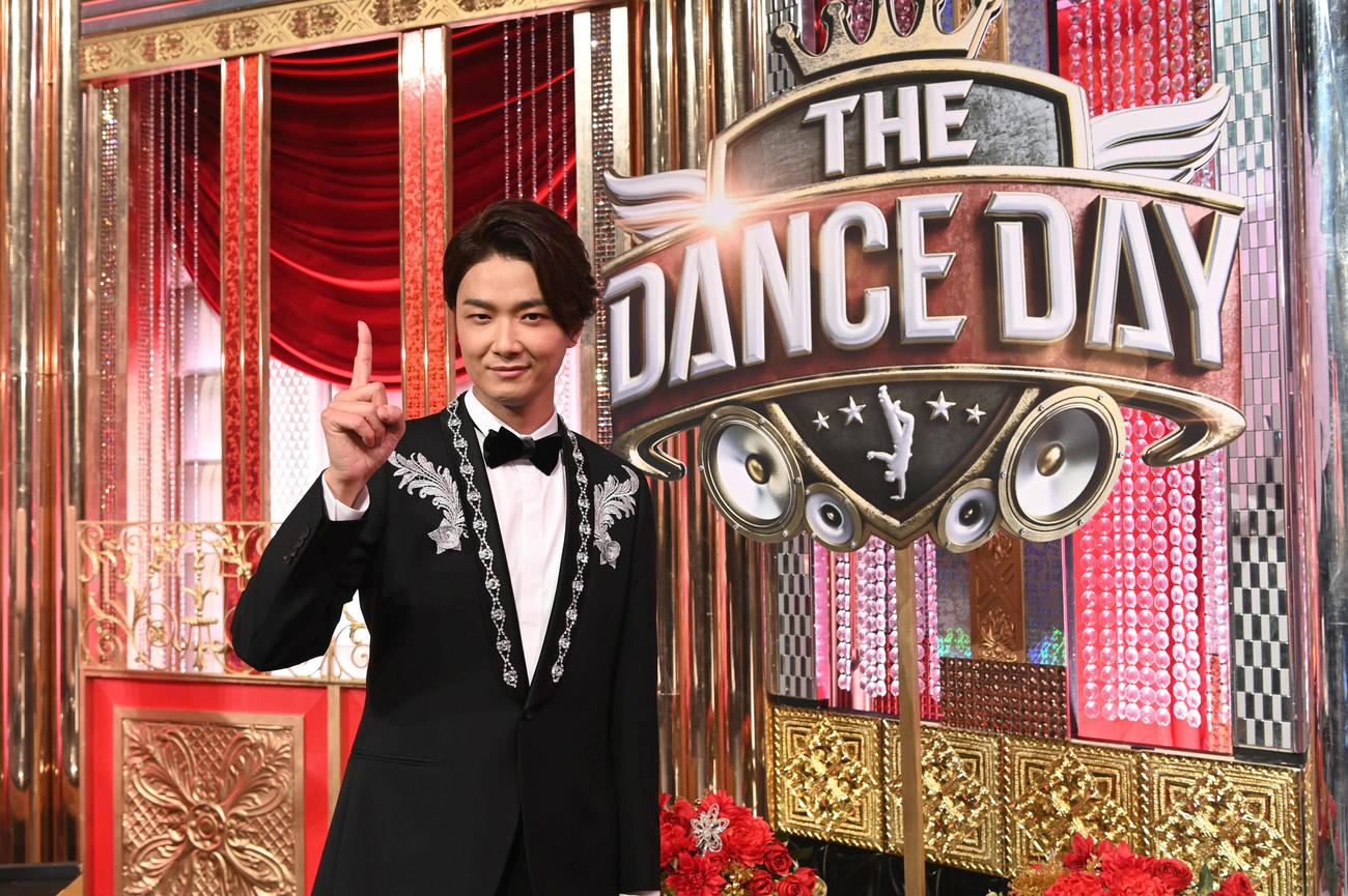 ダンス日本一決定戦「THE DANCE DAY」第2回大会で総合司会を務める井上芳雄