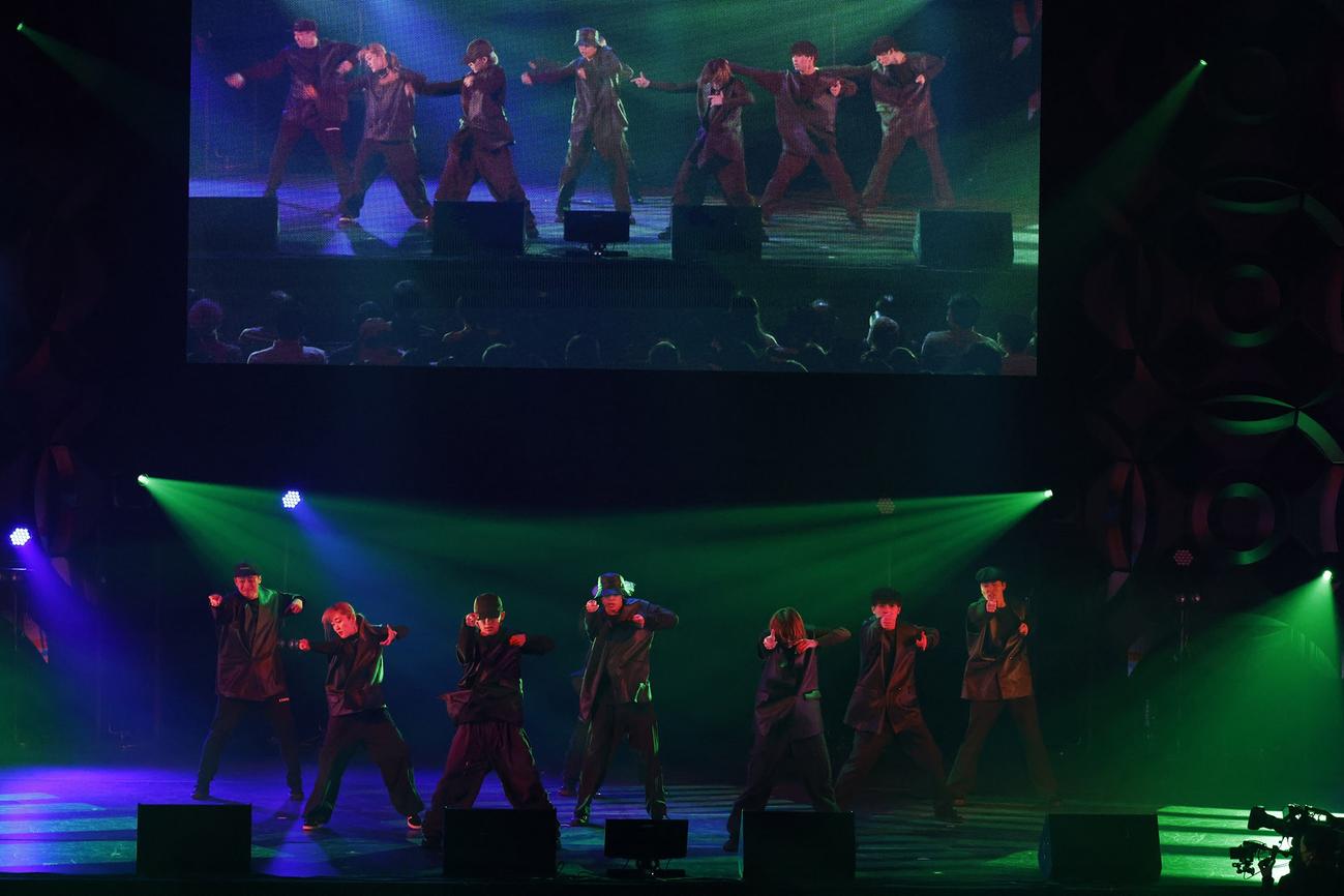 エイベックス株主総会のROYALBRATS