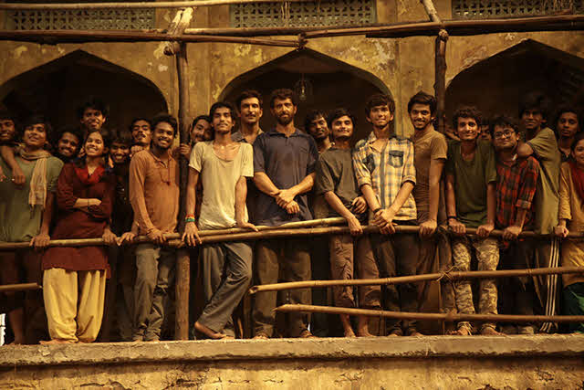 「SUPER30　アーナンド先生の授業」の1場面　(C)Reliance Entertainment(C)HRX Films(C)Nadiadwala(C)Grandson Entertainment(C)Phantom Films.
