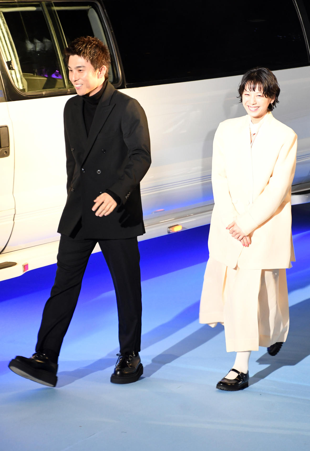 Netflixシリーズ「First Love　初恋」プレミアイベントに出席した中尾明慶（左）と夏帆（撮影・大友陽平）