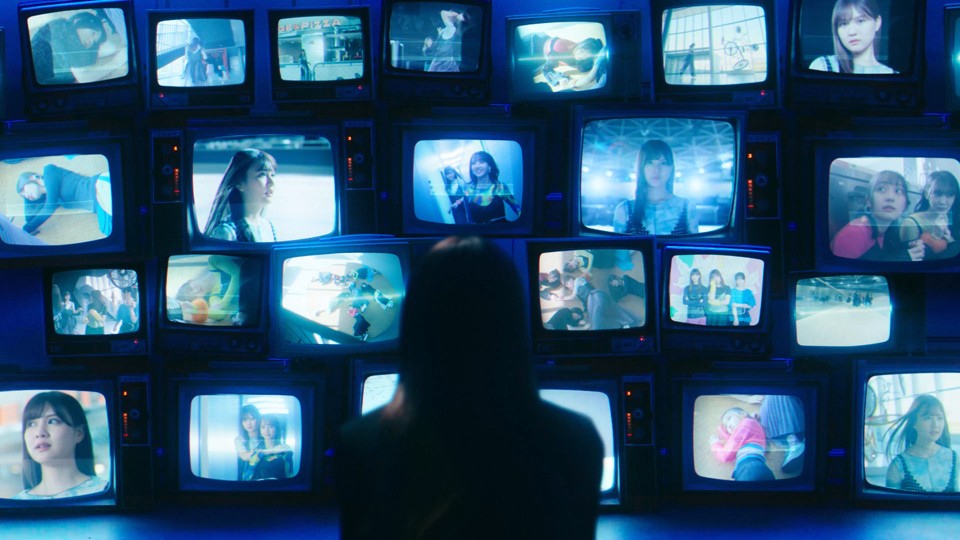乃木坂46の新曲「ここにはないもの」収録のアンダー楽曲「悪い成分」MVのワンシーン