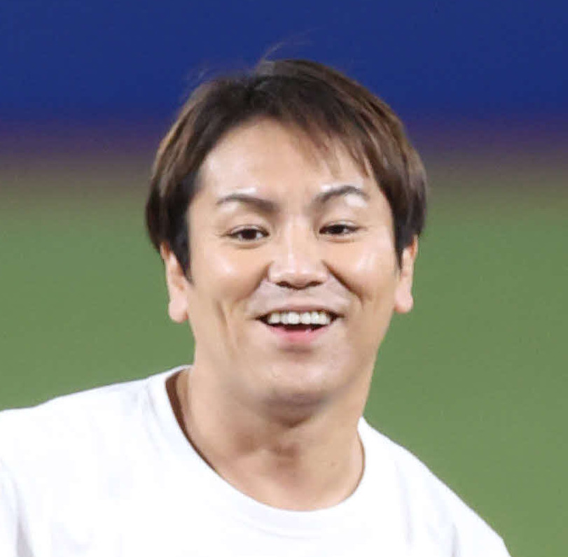狩野英孝（2020年10月撮影）