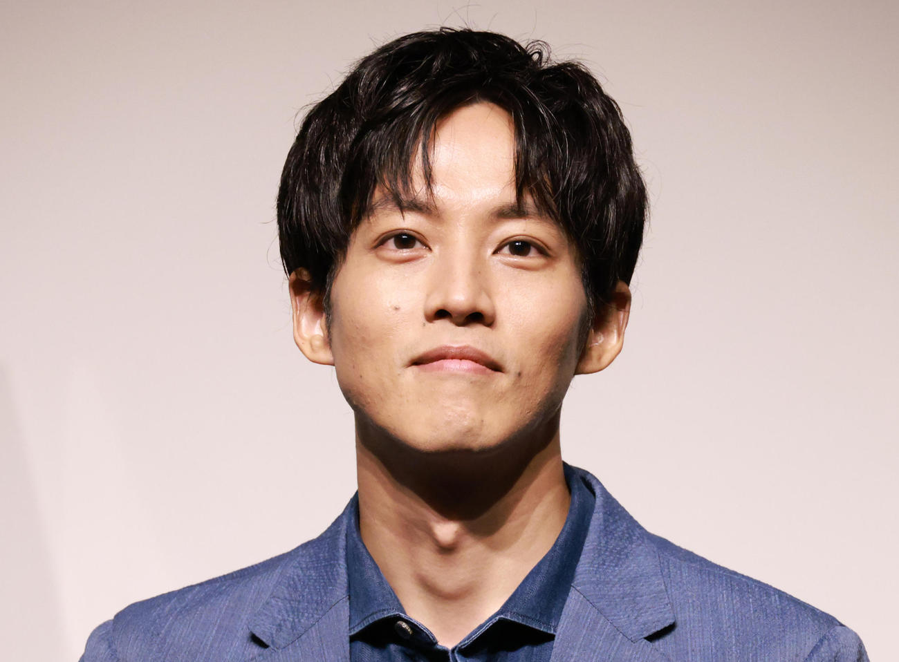 松坂桃李（2022年5月撮影）