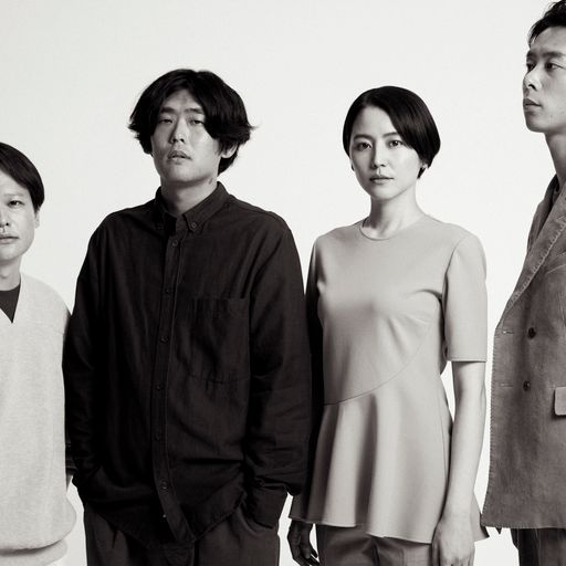「エルピスー希望、あるいは災いー」の主題歌にボーカルとして参加する長澤まさみ（右から2人目）（C）カンテレ