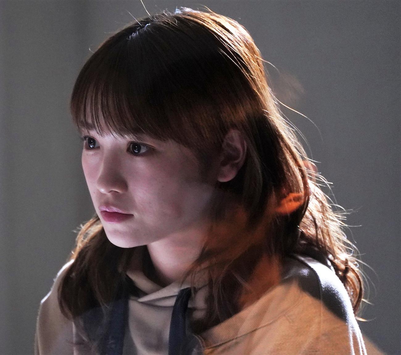 「親愛なる僕へ殺意を込めて」に出演する川栄李奈（C）フジテレビ