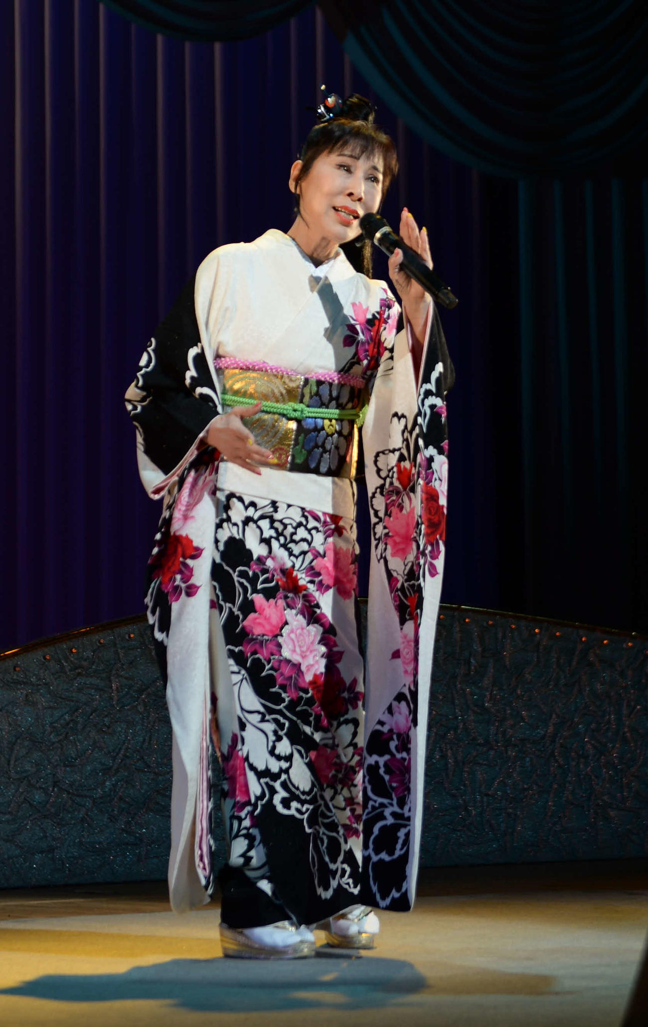 40周年記念公演を行った原田悠里
