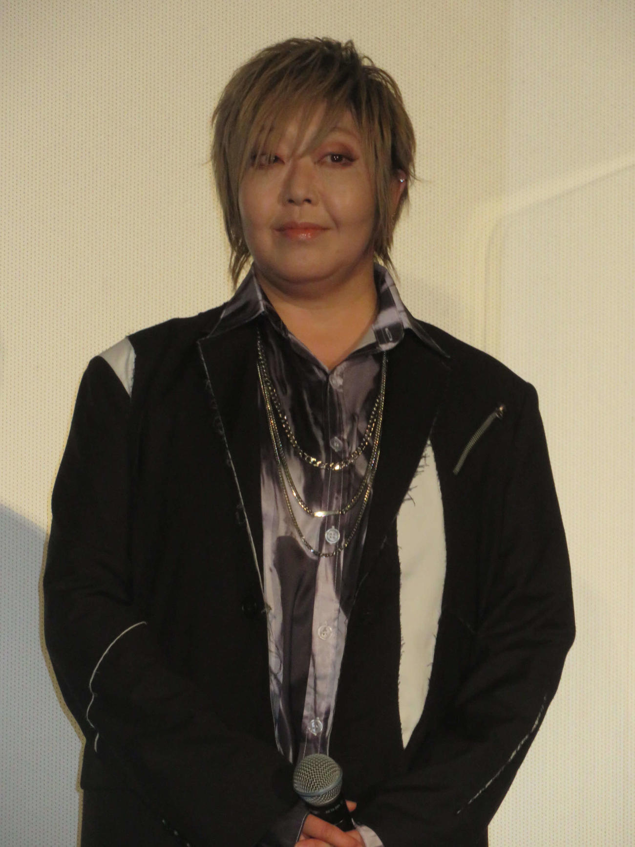 声優で歌手の緒方恵美