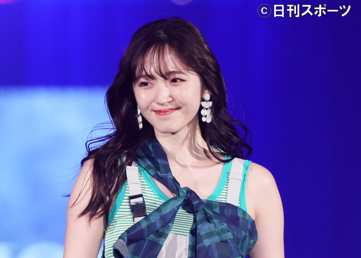 鈴木愛理（2022年3月撮影）