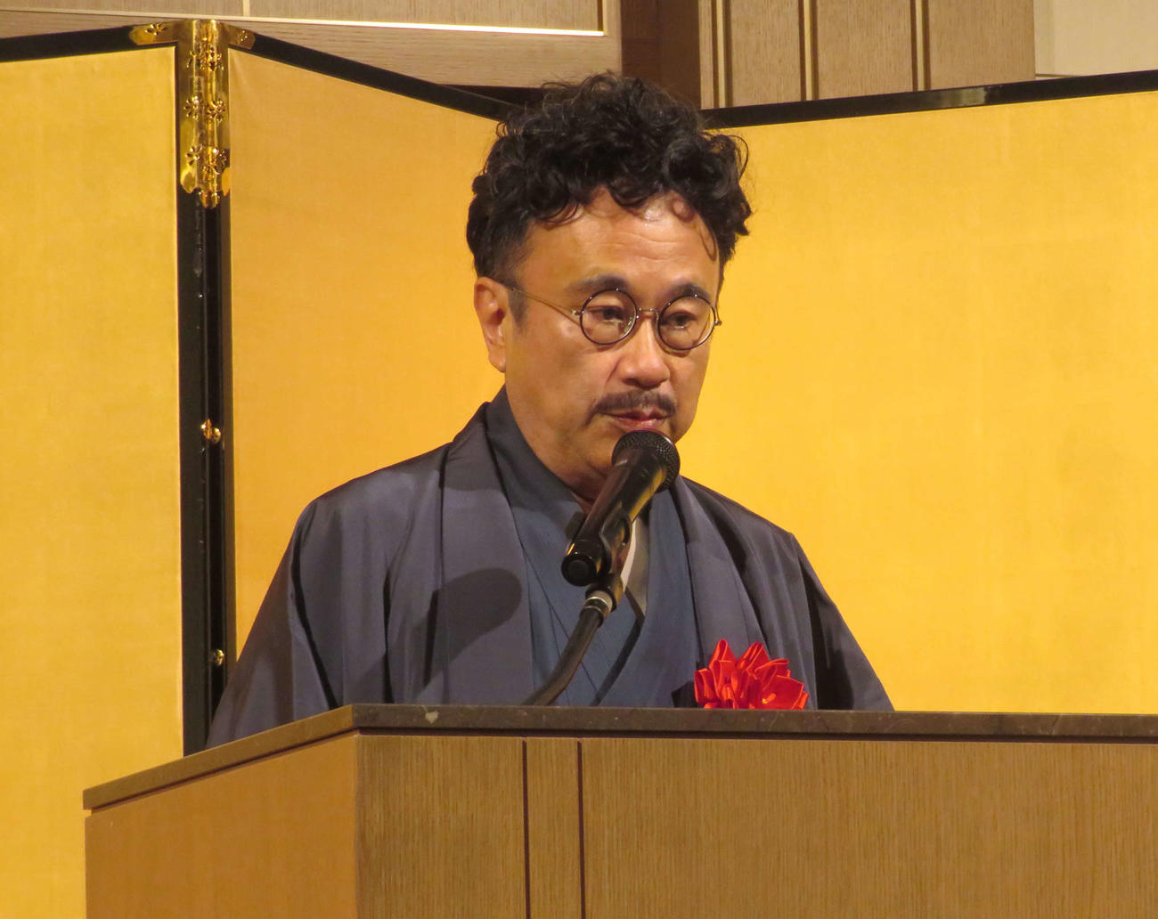 「第七十回菊池寛賞」贈呈式に出席した三谷幸喜氏