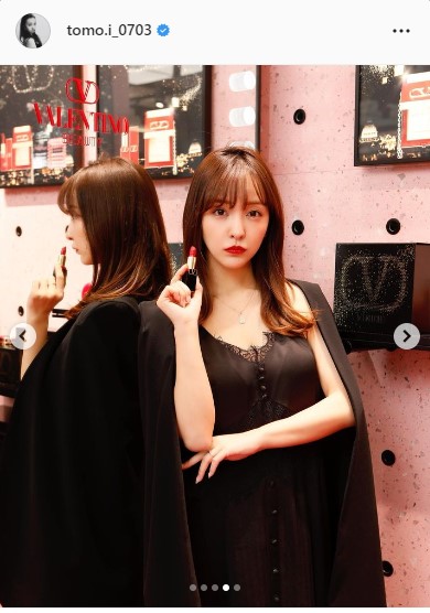 板野友美のインスタグラムより
