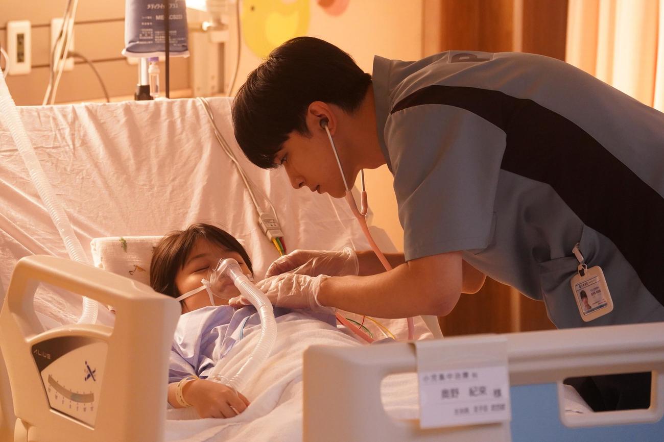 「PICU　小児集中治療室」に出演する吉沢亮（C）フジテレビ