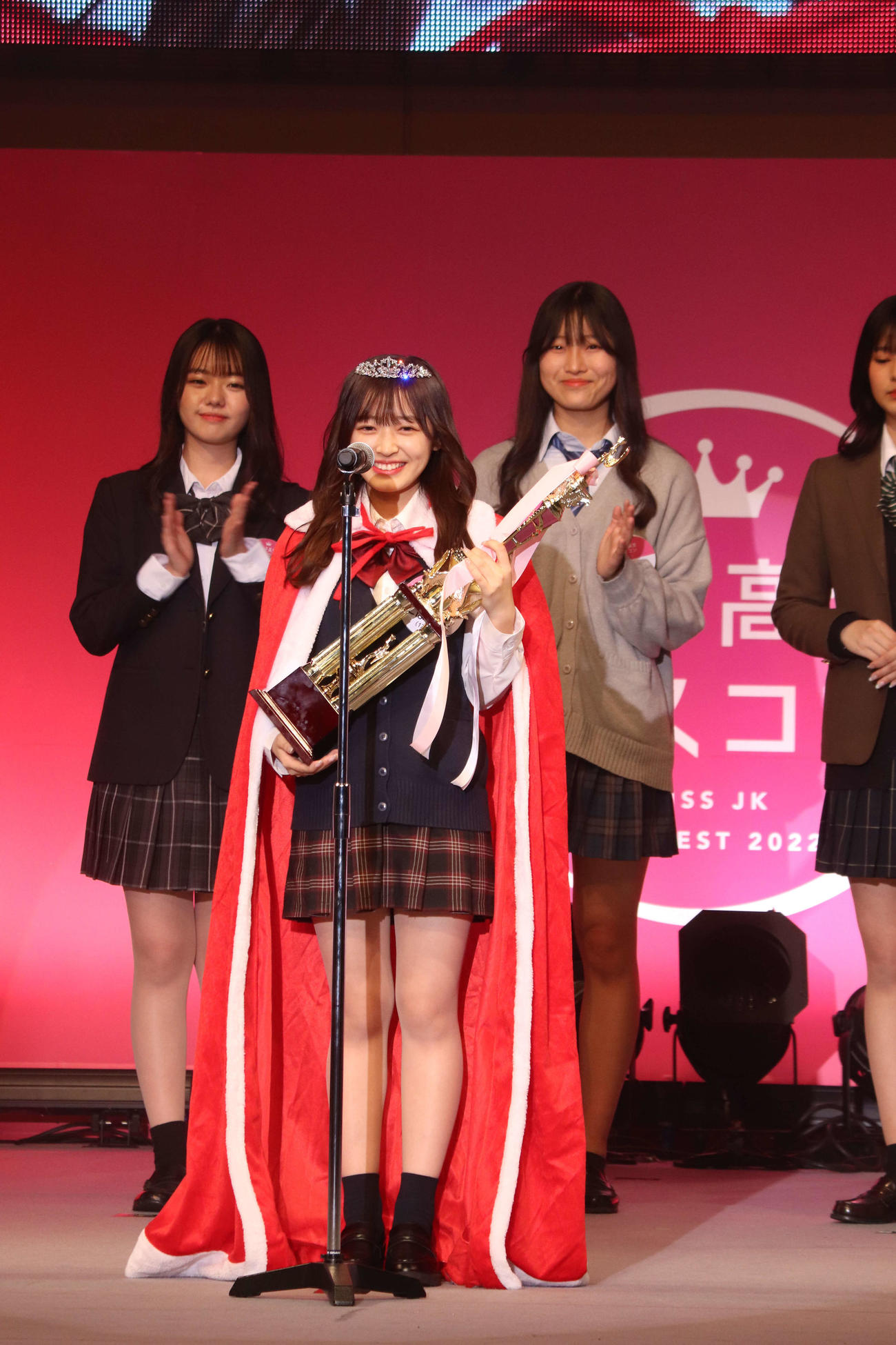 「女子高生ミスコン2022」で準グランプリに輝いた、福岡県出身の高校2年生、こはるんさん（撮影・加藤理沙）