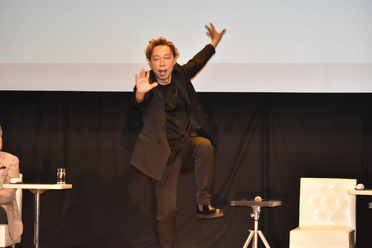 来年1月開催の「ふるさと祭り東京2023」で行われる「NEO BONODORI」の振り付けを披露するEXILE USA