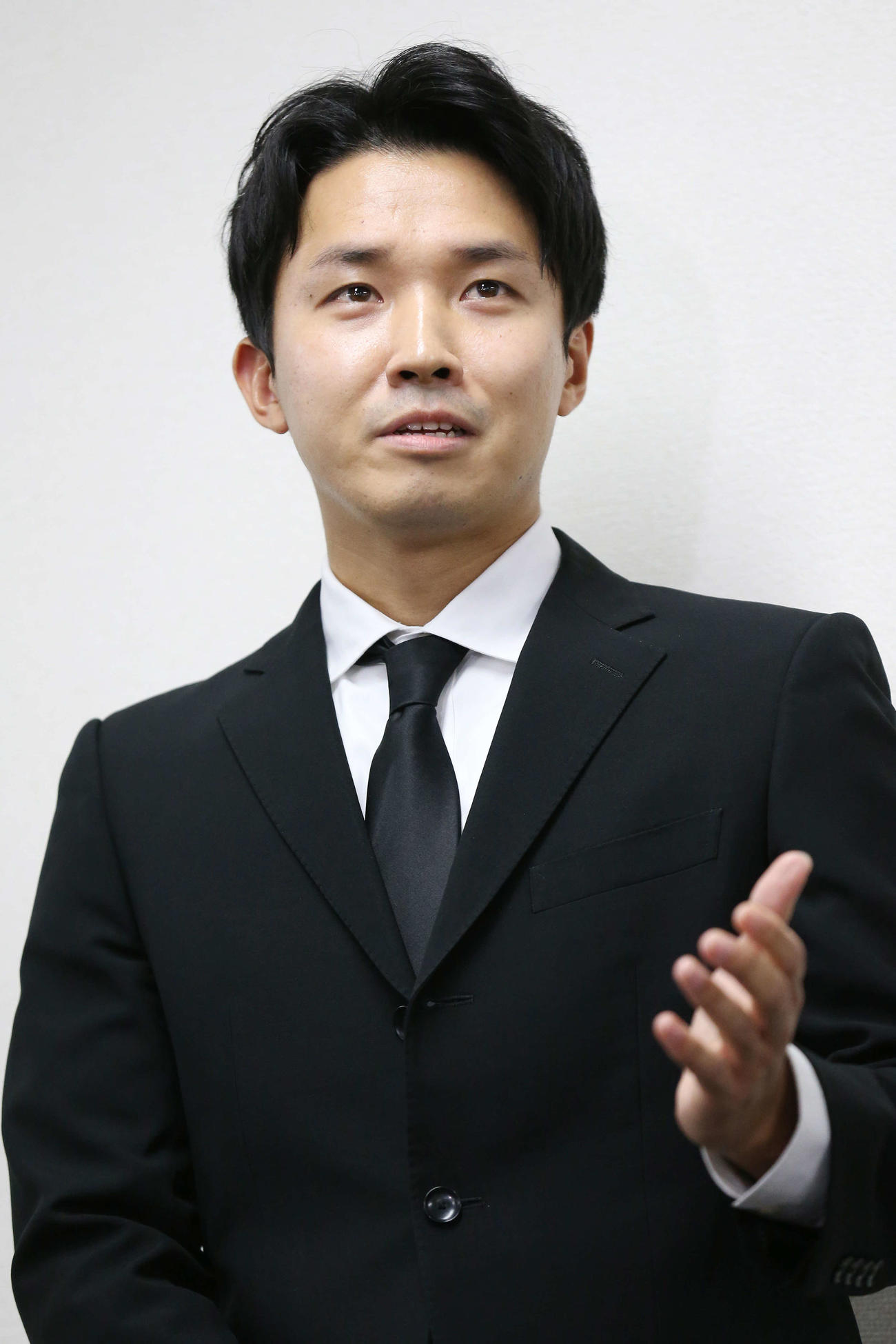 亡くなった渡辺徹さんとの思い出を語る渡辺裕太（撮影・宮地輝）
