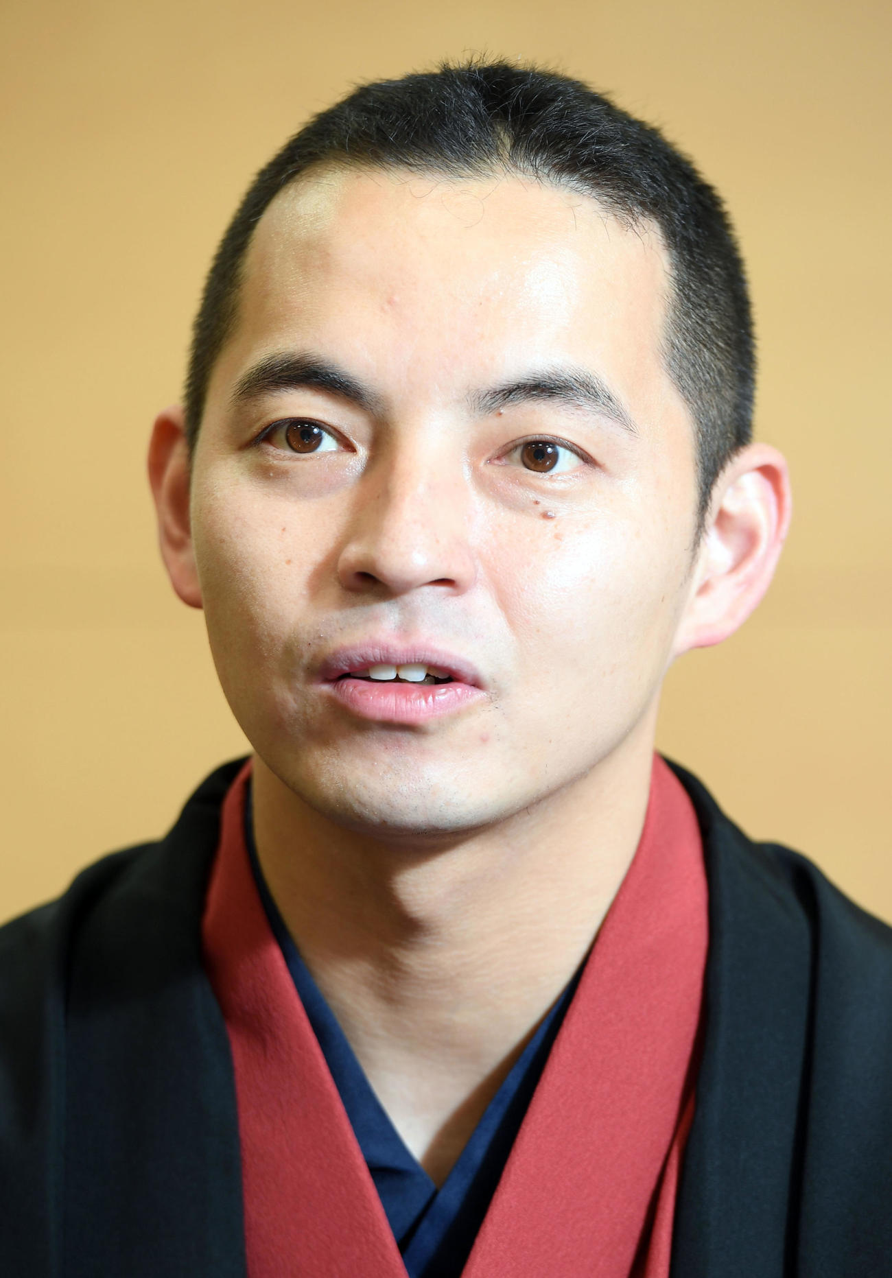 三遊亭とむ（2020年6月撮影）