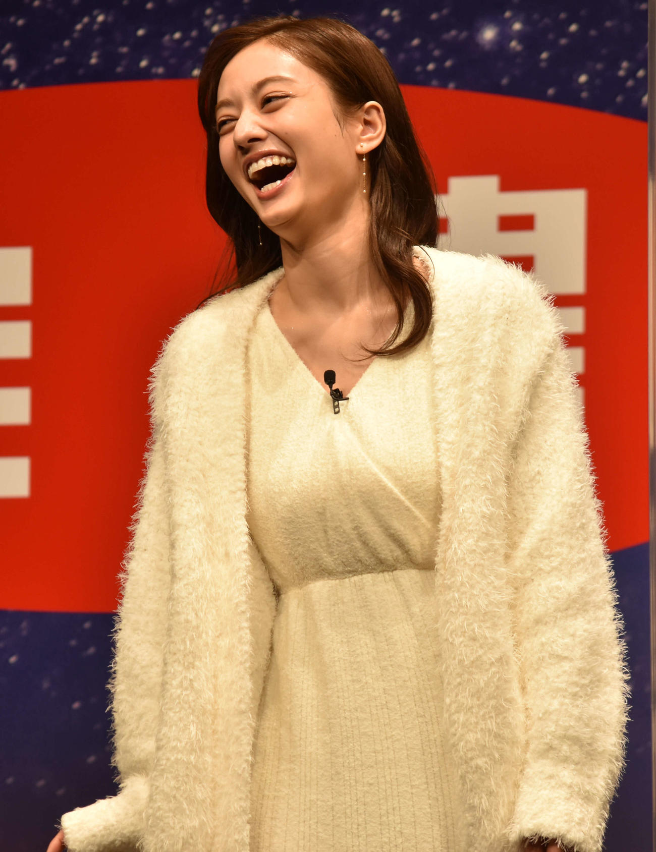 「JA全農　ホットミルクと真夜中のモ～ツァルト」PR発表会に参加した谷まりあ