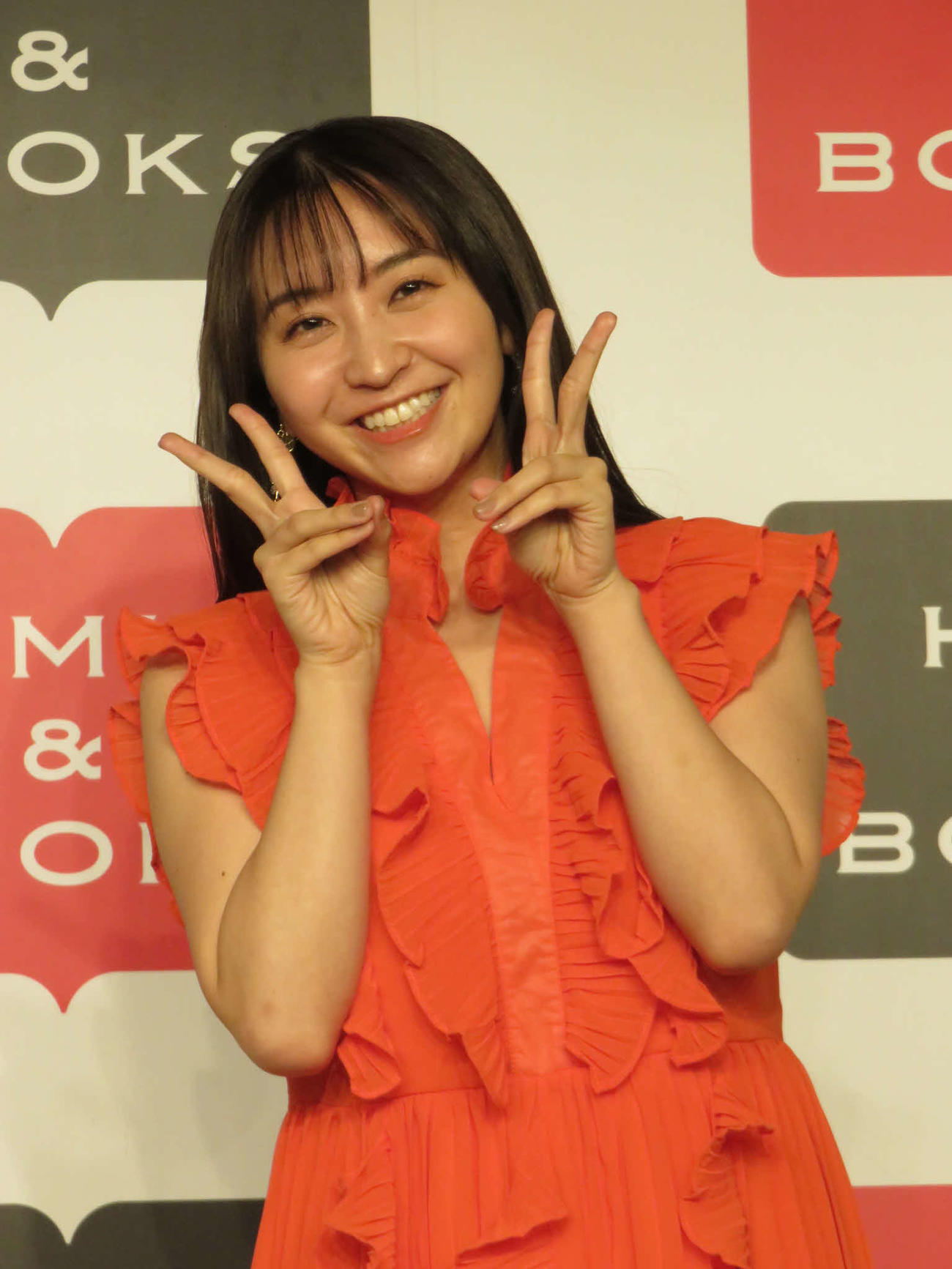 初写真集イベントを行った袴田彩会