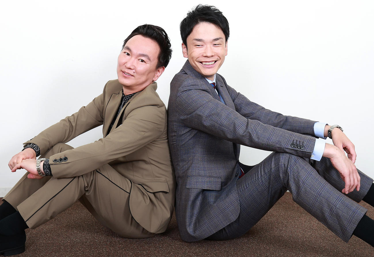 かまいたちの山内健司（左）と濱家隆一（2020年10月撮影）
