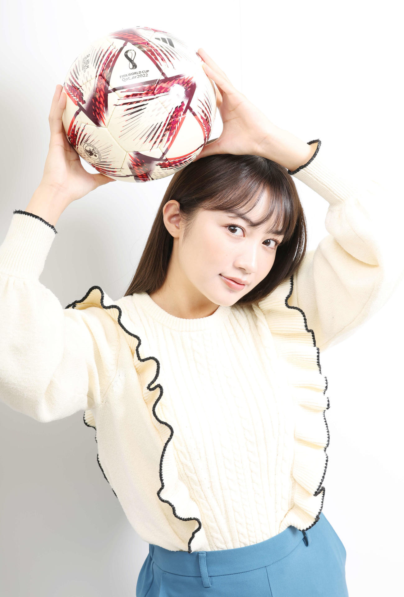 明るく元気いっぱいの黒木ひかり。サッカーへの愛はワールド級！（撮影・宮地輝）