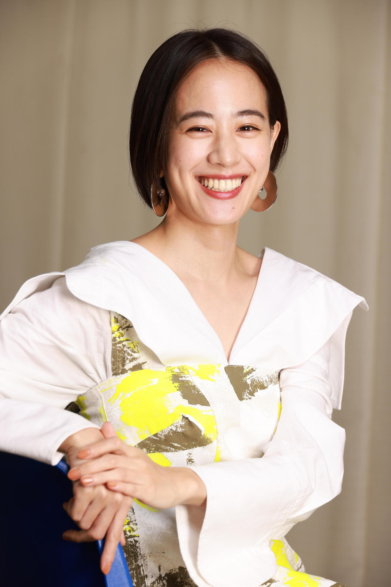 しっとりした雰囲気の石橋静河だが、年末の時代劇で鮮やかな殺陣裁きを披露する（撮影・中島郁夫）