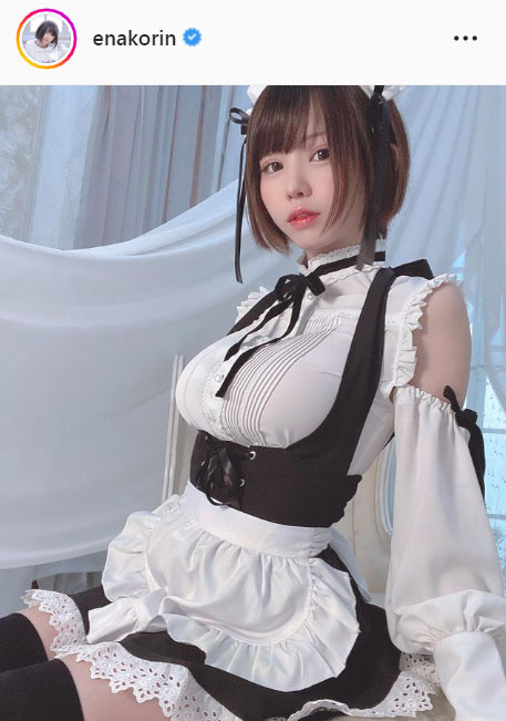 えなこのインスタグラムより