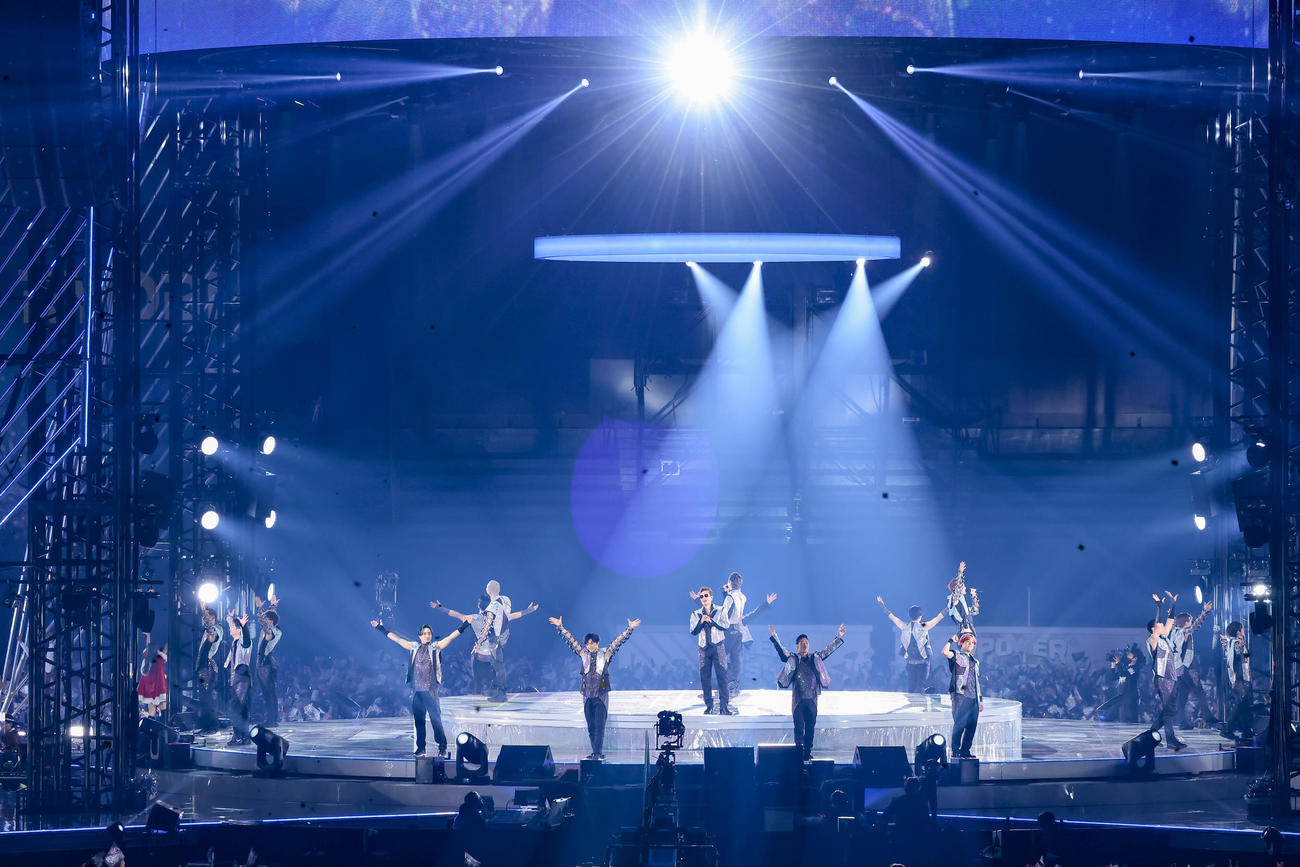 全国ドームツアー「POWER OF WISH」のクリスマススペシャル最終公演を行ったEXILE