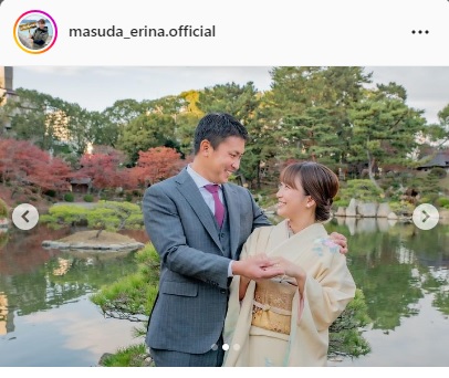 笑顔で寄り添う枡田絵理奈と堂林翔太（インスタグラムより）