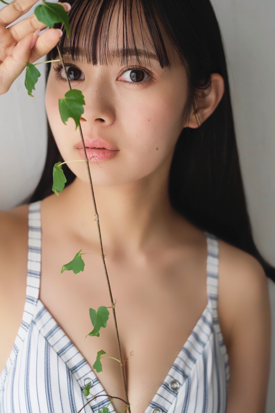 「BRODY2月号」でグラビアを披露している＃ババババンビ近藤沙瑛子（高橋慶佑氏撮影）