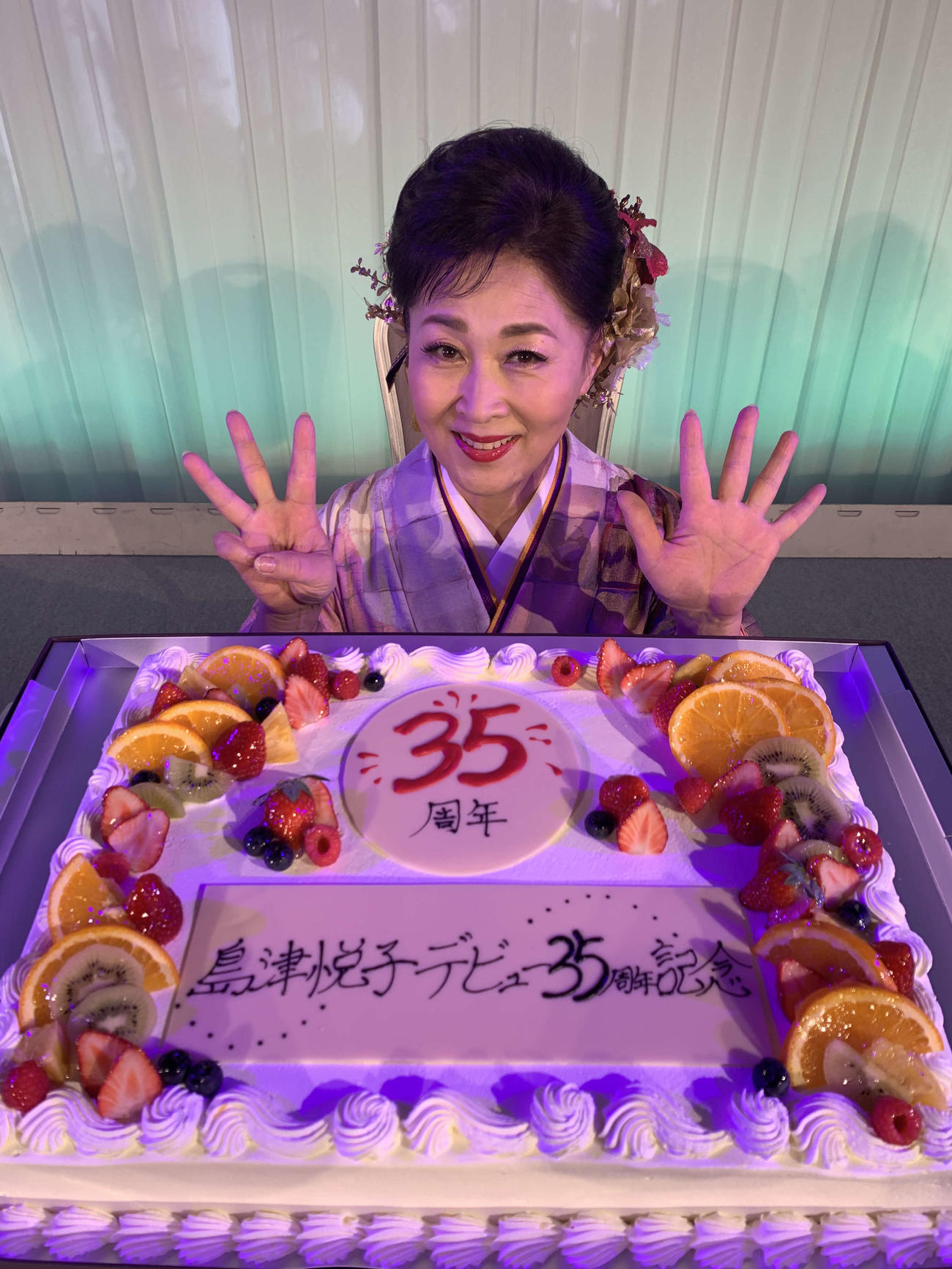 デビュー35周年記念のディナーショーを行った島津悦子